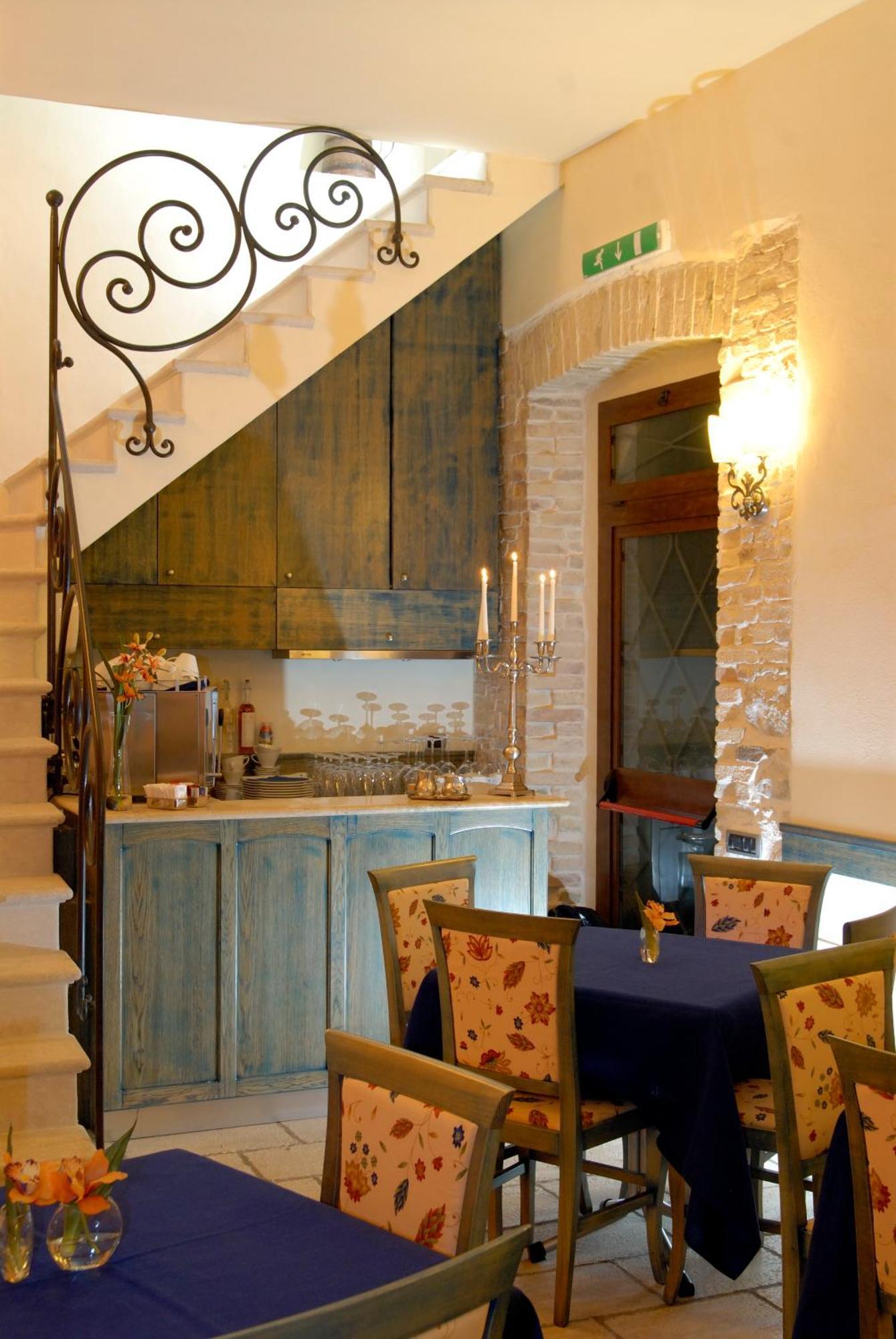 Il Postale Bed & Breakfast Castel Di Sangro Exterior photo